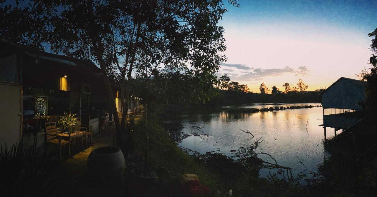 Homestay Bien Rung Gia Nghia Exterior foto