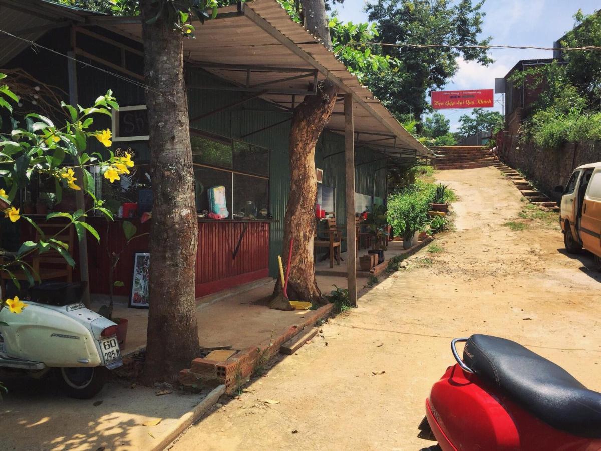 Homestay Bien Rung Gia Nghia Exterior foto